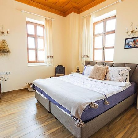 Lavantali Konak Otel Restoran Seferihisar Exterior foto