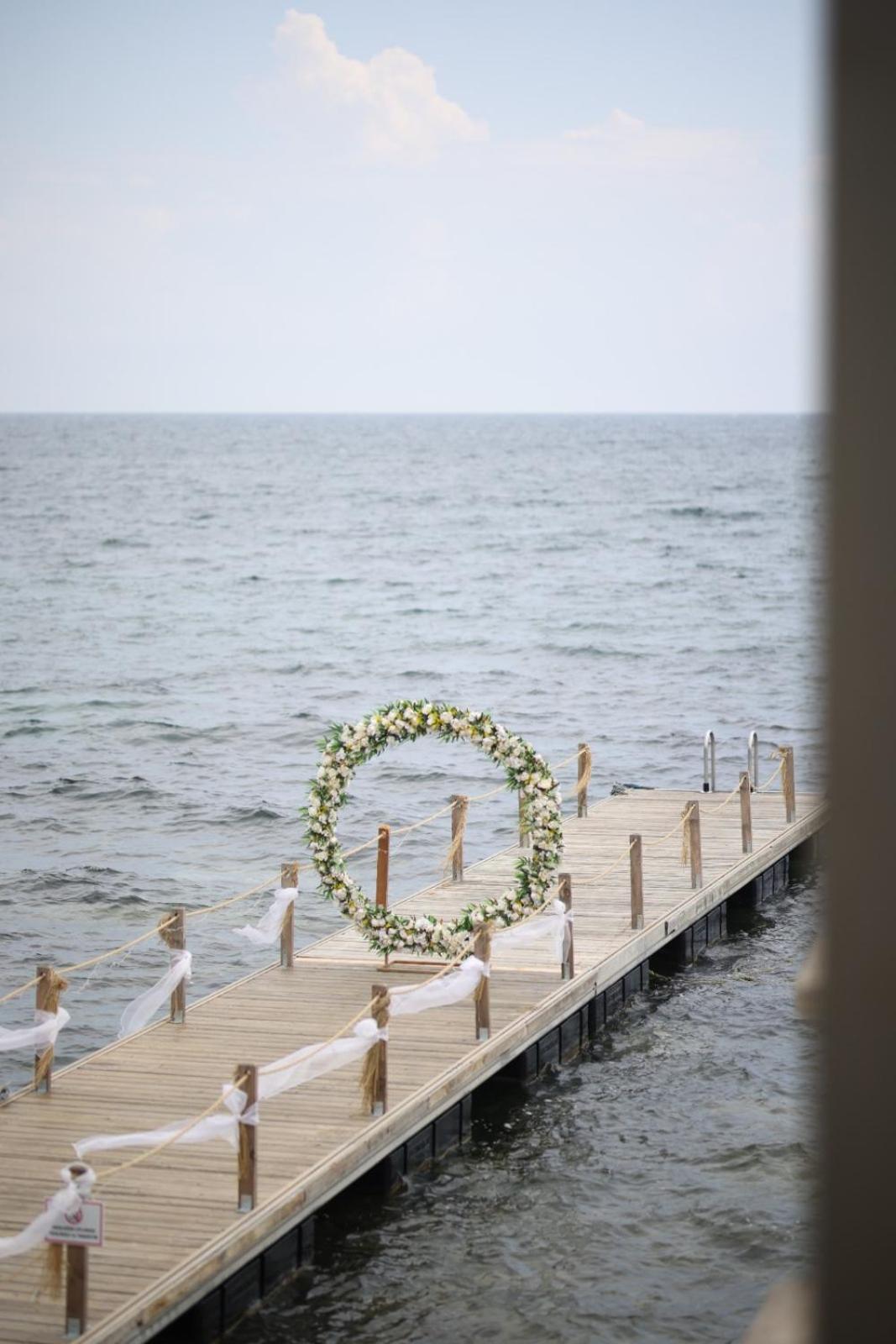 Lavantali Konak Otel Restoran Seferihisar Exterior foto