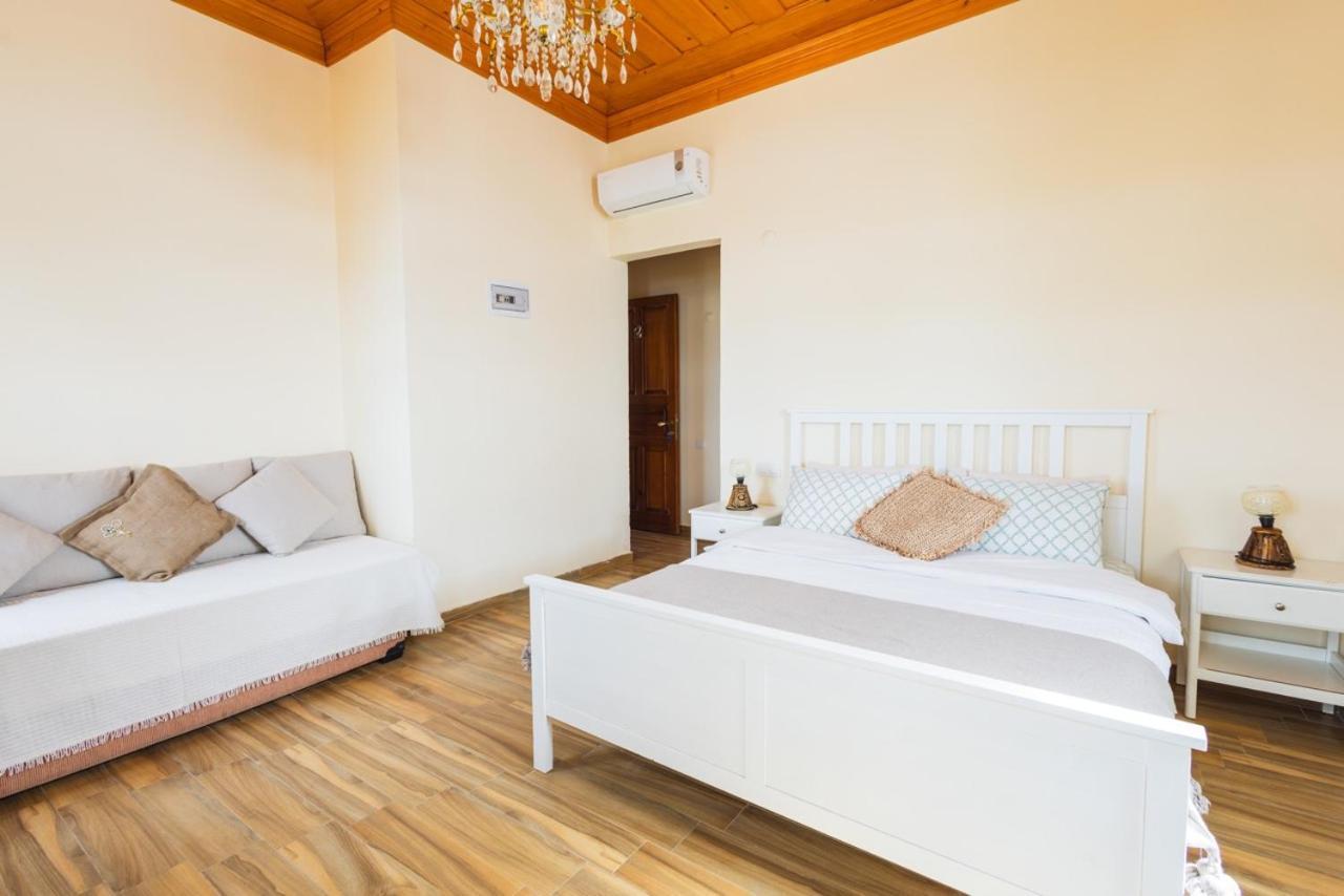 Lavantali Konak Otel Restoran Seferihisar Exterior foto