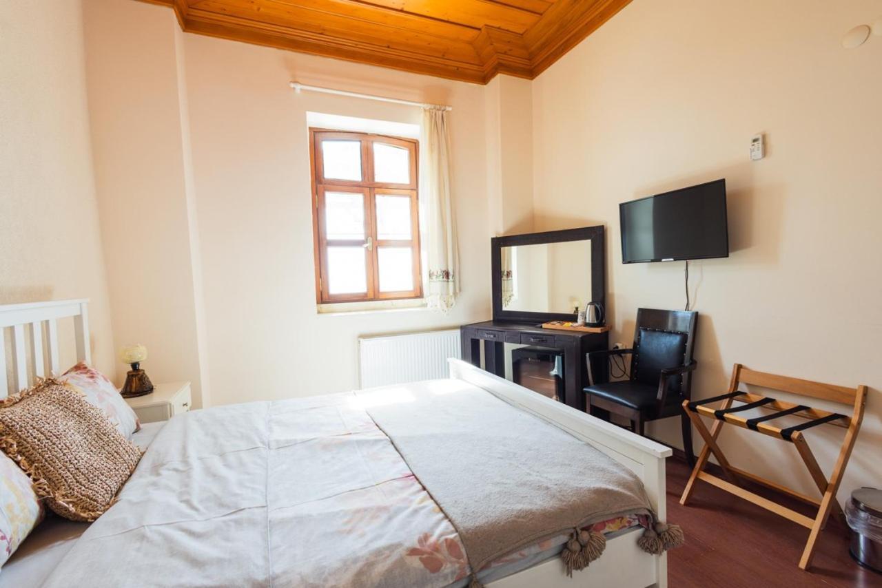 Lavantali Konak Otel Restoran Seferihisar Exterior foto