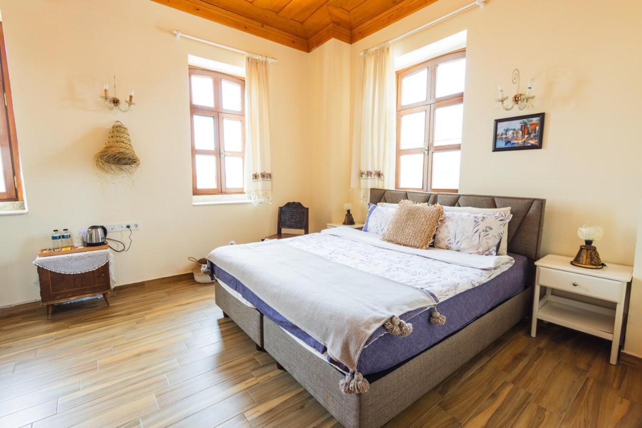 Lavantali Konak Otel Restoran Seferihisar Exterior foto